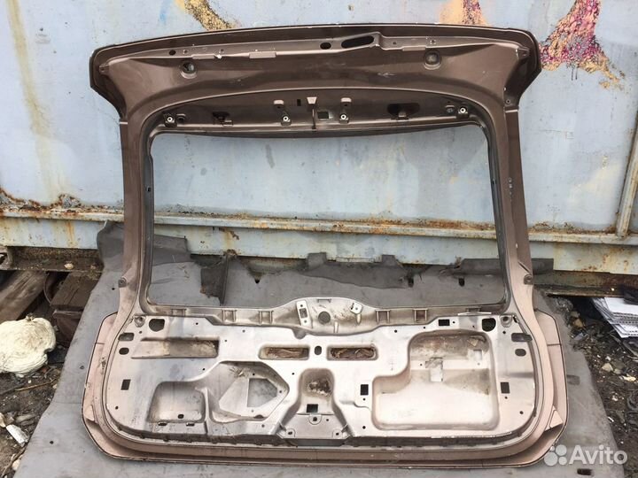 Крышка багажника Volvo xc 60