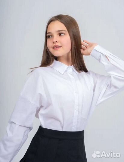 Рубашка школьная девочкам р-ы: 128-134 и 146-152