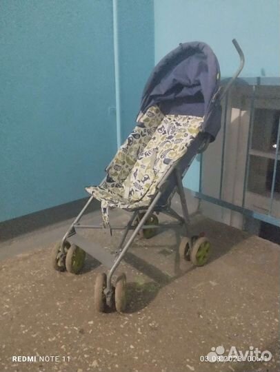 Прогулочная коляска
