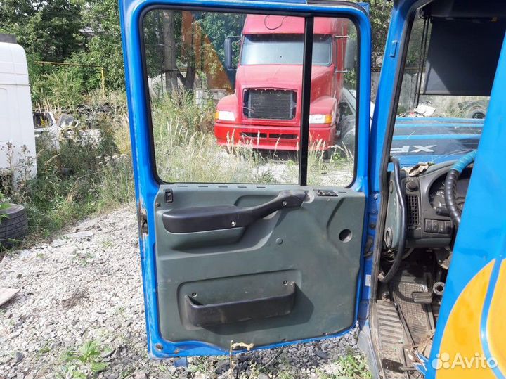 Дверь левая Daf XF105, Daf XF95