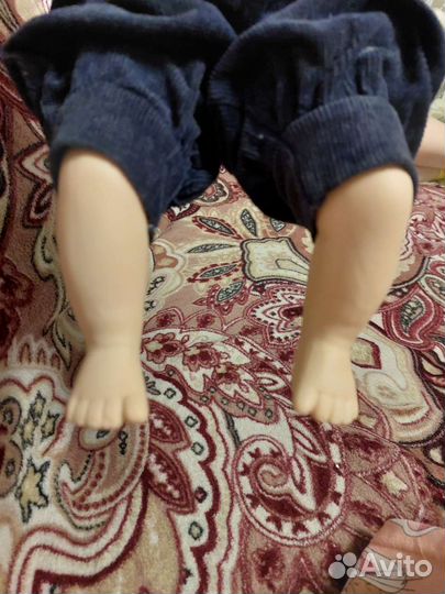 Кукла фарфоровая