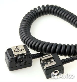 Кронштейн для накамерных вспышек и выносной кабель