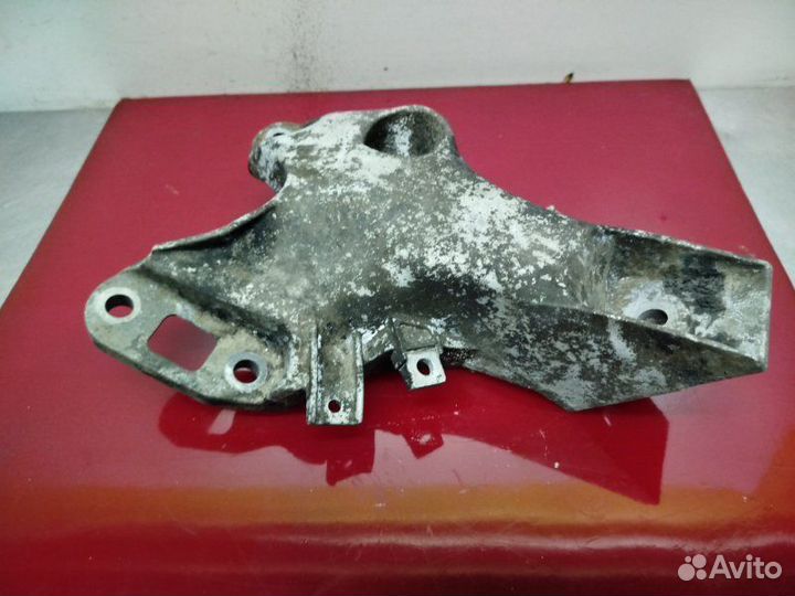 Кронштейн двигателя левый Bmw X6 E71 N55B30 2010