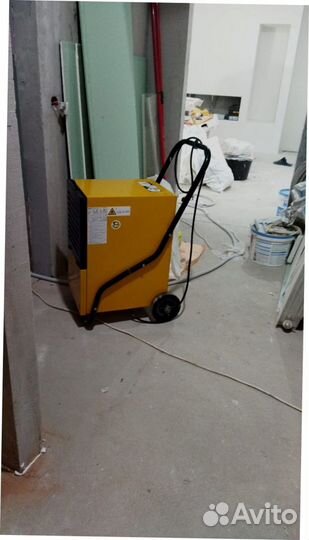 Осушитель воздуха master DH 752 3FA