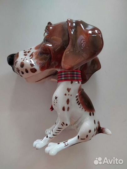 Фарфоровая собачка