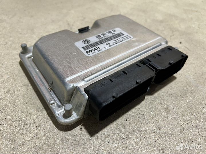 Блок управления двигателем на Volkswagen Phaeton