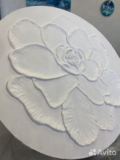 Картина объемная. Белая картина. Барельеф