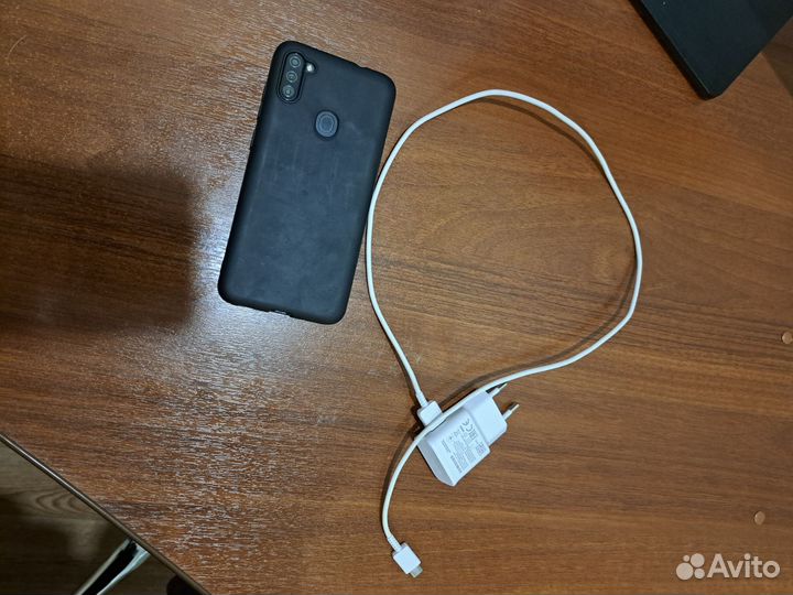 Samsung Galaxy A11, 3/32 ГБ