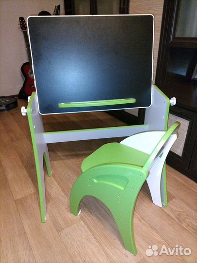 Детский стол и стул