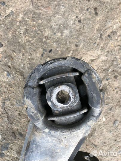 Подрамник задний bmw 5 e 34