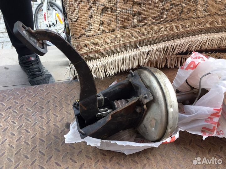 Вакуумный цилиндр в сборе ваз 2110