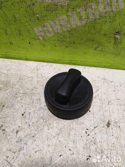 Крышка топливного бака Мерседес Бенз 210 Е-класс