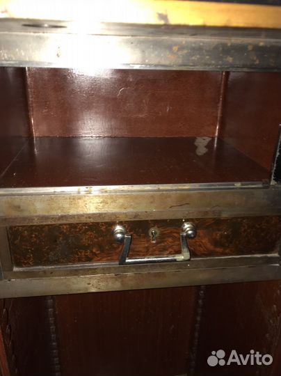 Сейф несгораемый