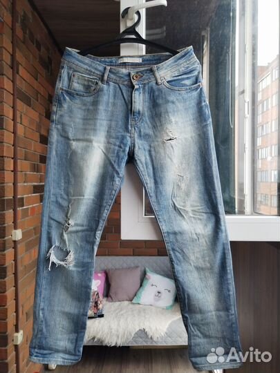 Джинсы женские Bershka