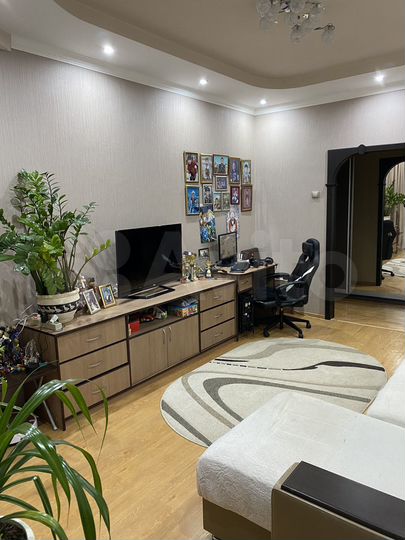 3-к. квартира, 70,4 м², 4/5 эт.