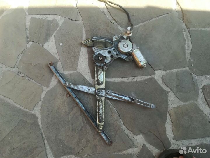 Стеклоподъемник тойота карина 170 пер.лев