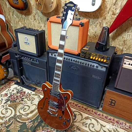 Электрогитара полуакустическая Gretsch G2655 Strea