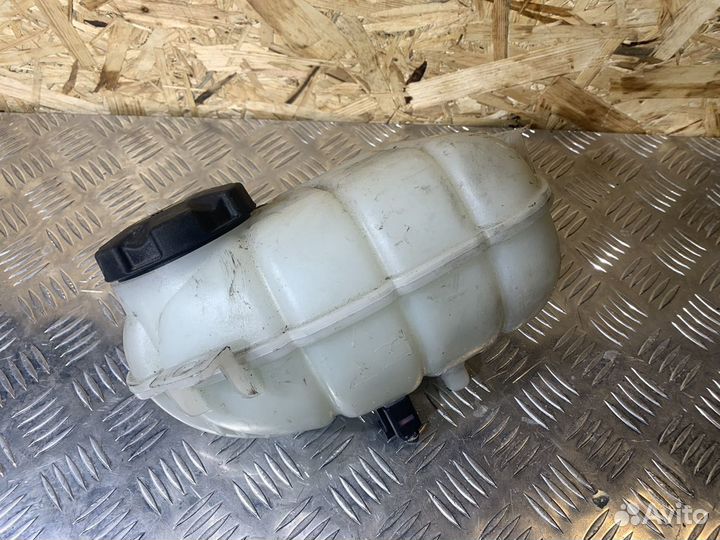 Бачок ож BMW F20 F30 F32 F34 F36