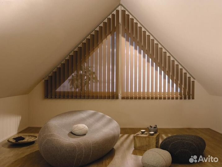 Жалюзи на мансардные окна