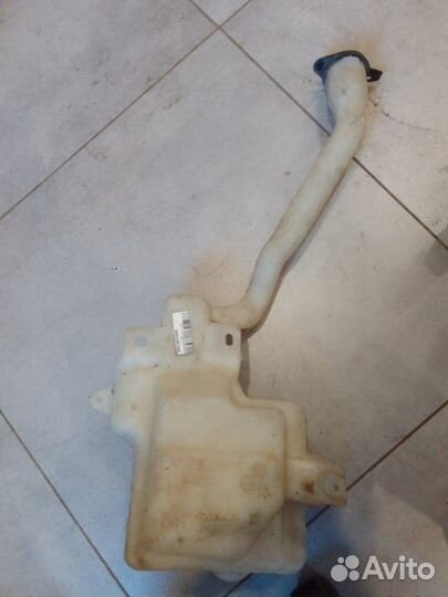 Бачок омывателя Ford Explorer V