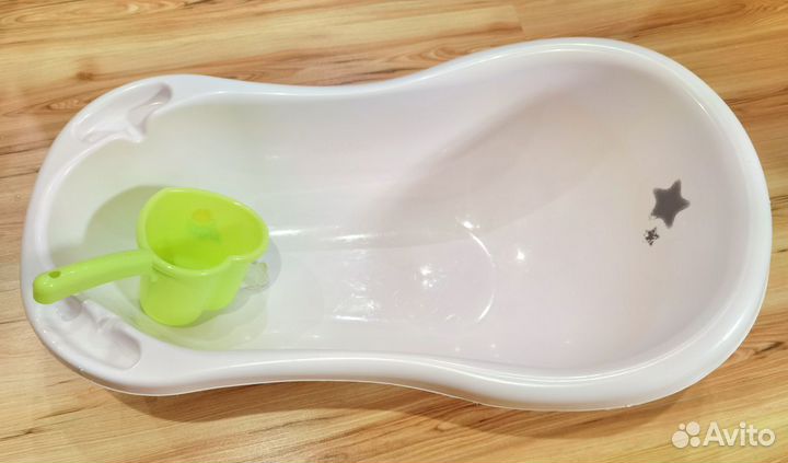 Круг и сиденье для купания, ванночка для купания