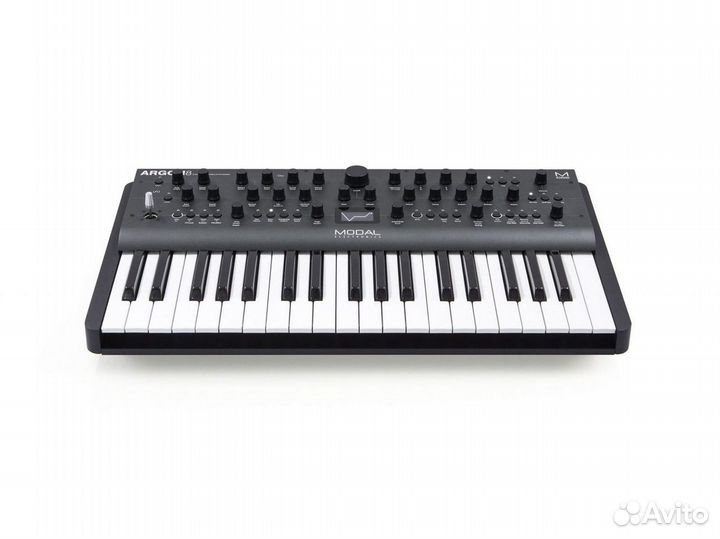 Modal Argon8 синтезатор