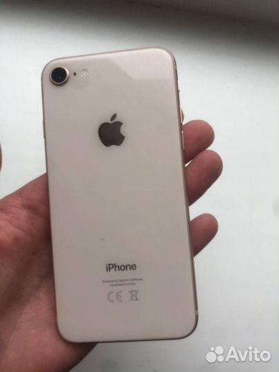 iPhone 8, 64 ГБ