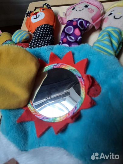 Игрушка перчатка mothercare