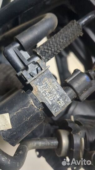 Коллектор впускной Ford Fiesta