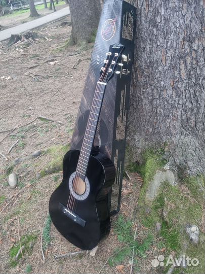 Гитара не играная