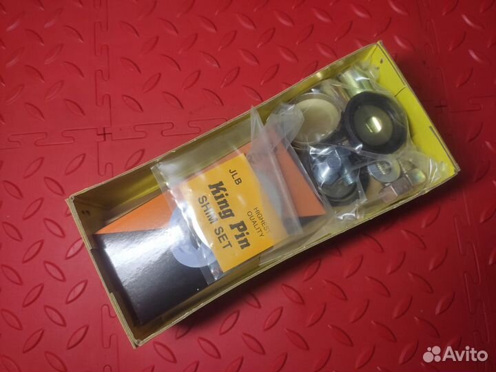 Шкворня Hino 300 E4