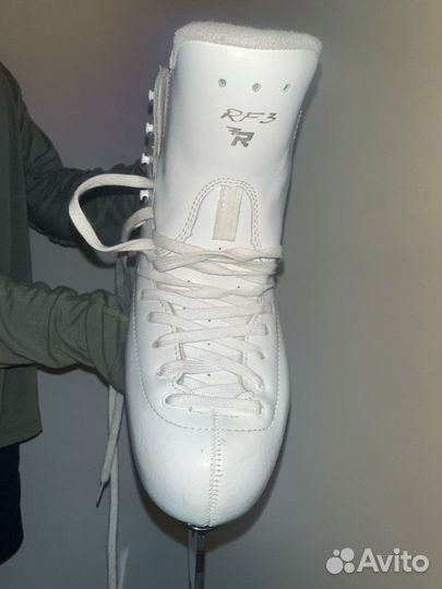 Коньки фигурные risport RF3