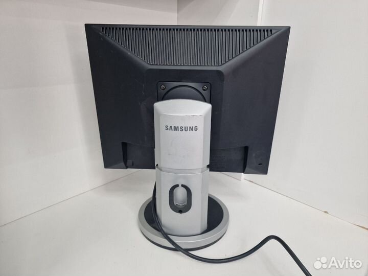 Мониторы Samsung SyncMaster 740T