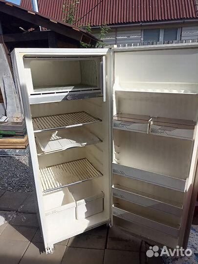 Холодильник на запчасти