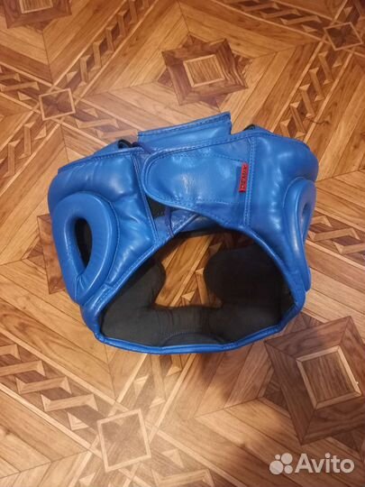 Шлем для единоборств