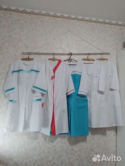 Медицинские халаты новые женский 50 52
