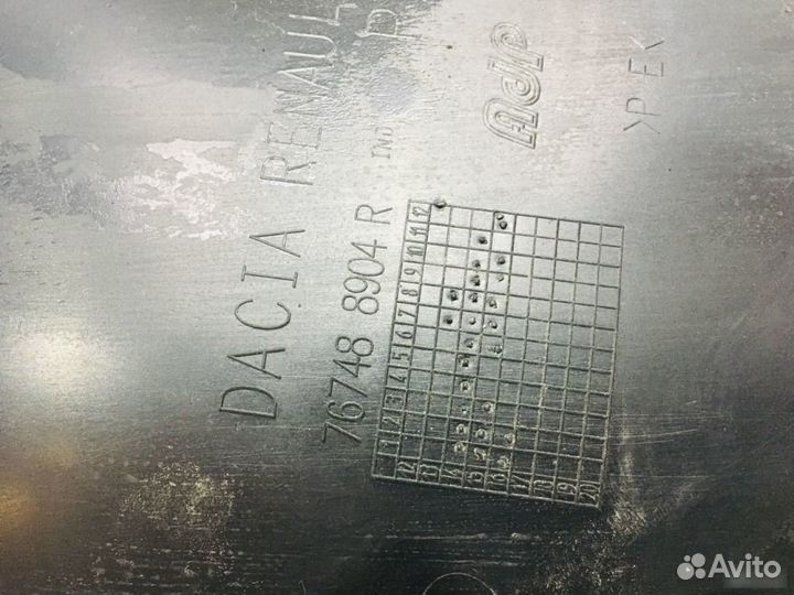 Подкрылки задние правые Renault Sandero Stepway 2