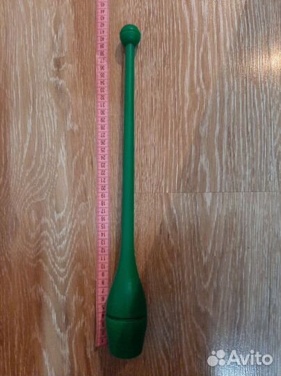 Булавы, лента и скакалка для худ. гимнастики