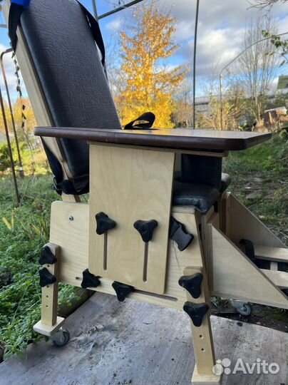 Детский стульчик для кормления