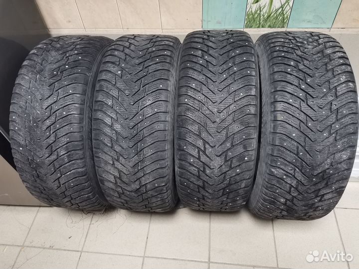 Nokian Tyres Hakkapeliitta 8 SUV 285/60 R18 116T