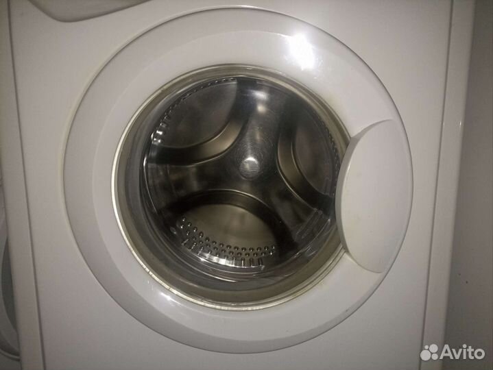 Люк Indesit. Стиральной машины. Стекло, обрамление