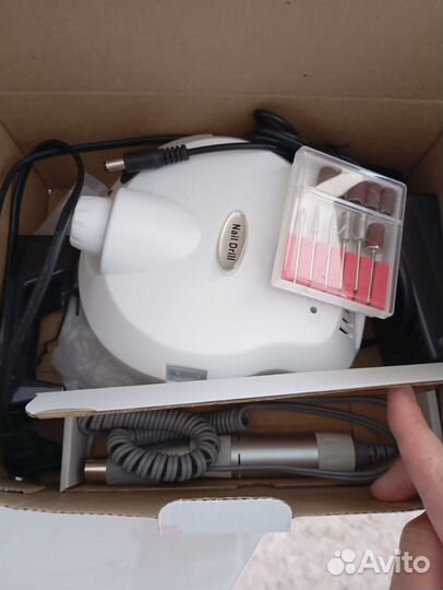 Маникюрный- педикюрный аппарат