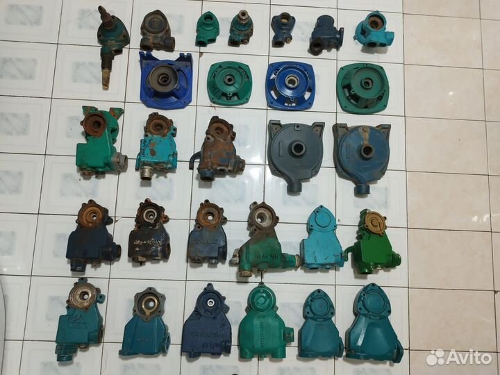 Запчасти на электроинструменты И на водяные насосы