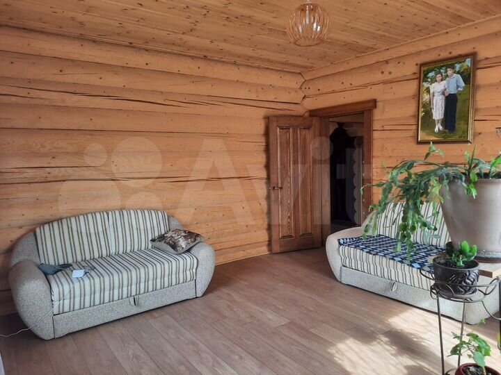 Дом 200 м² на участке 9 сот.