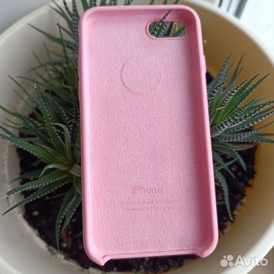 Чехол на iPhone 7 нескользящий