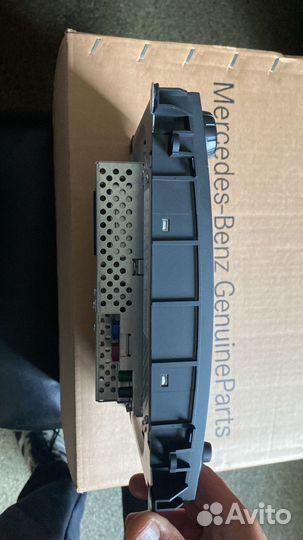 Штатная магнитола на Mercedes vito