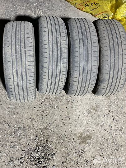 Nokian Tyres Hakka Black 2 SUV 225/65 R17 106H