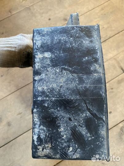 Площадка акб Mitsubishi Lancer 10