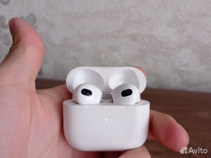 Беспроводные наушники apple airpods 3