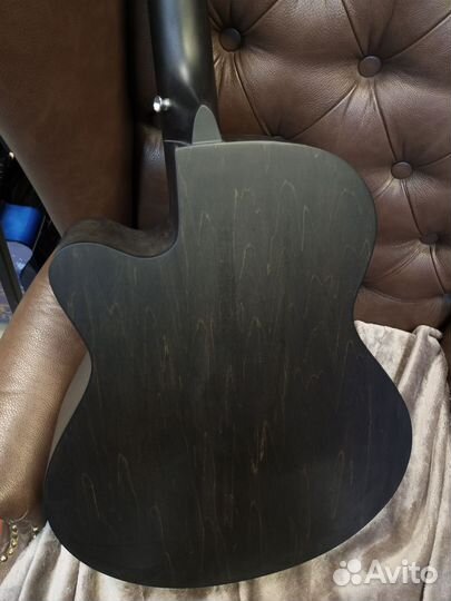 Акустическая гитара Martin Romas